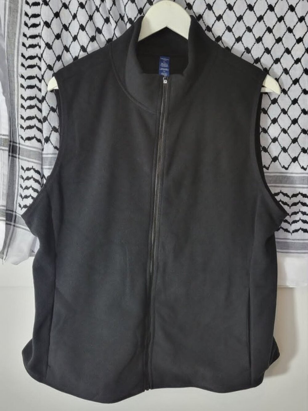 XL Black Microfleece Vest - Performance Vest by Old Navy